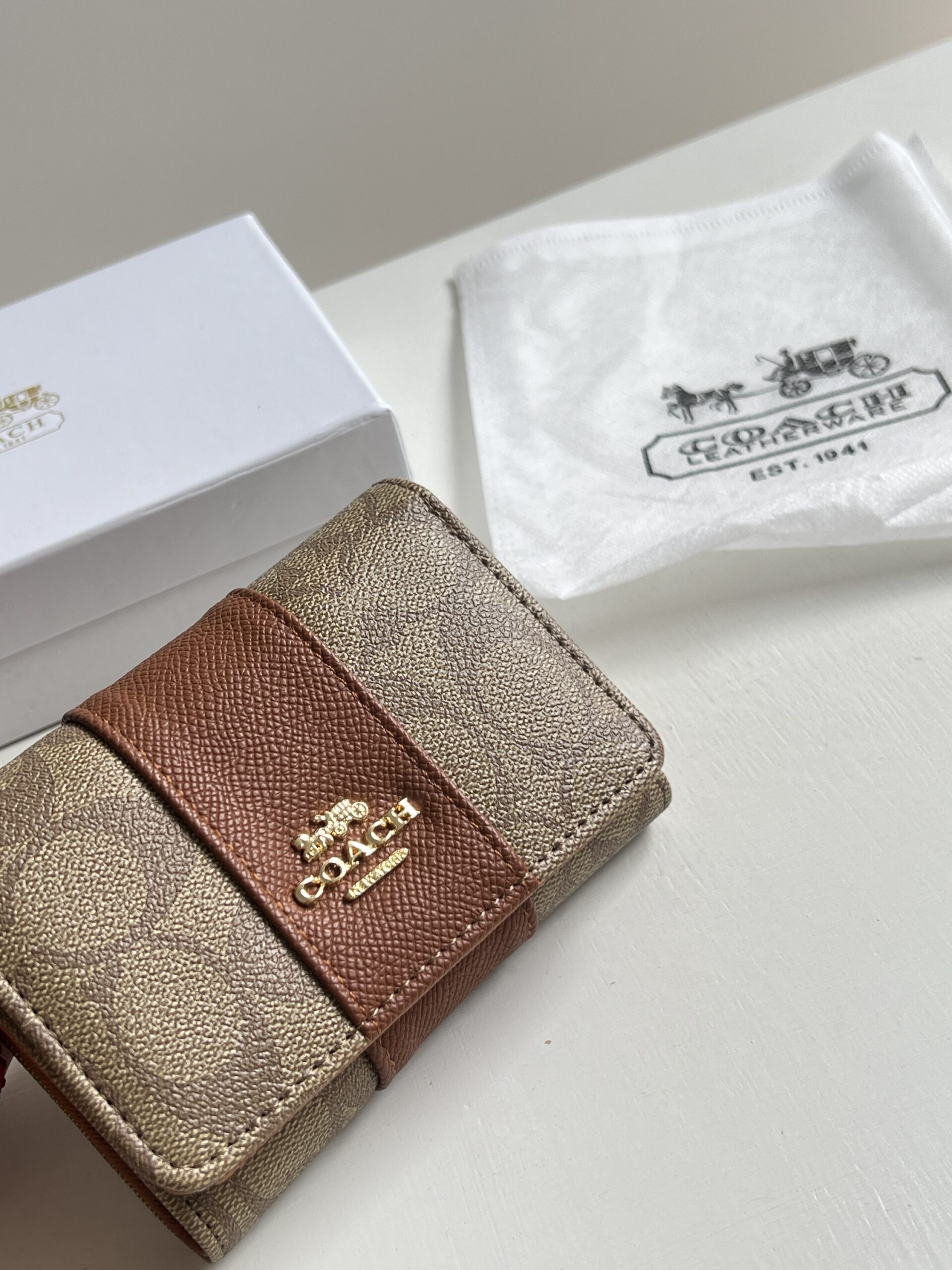 BILLETERA COACH - Image 4