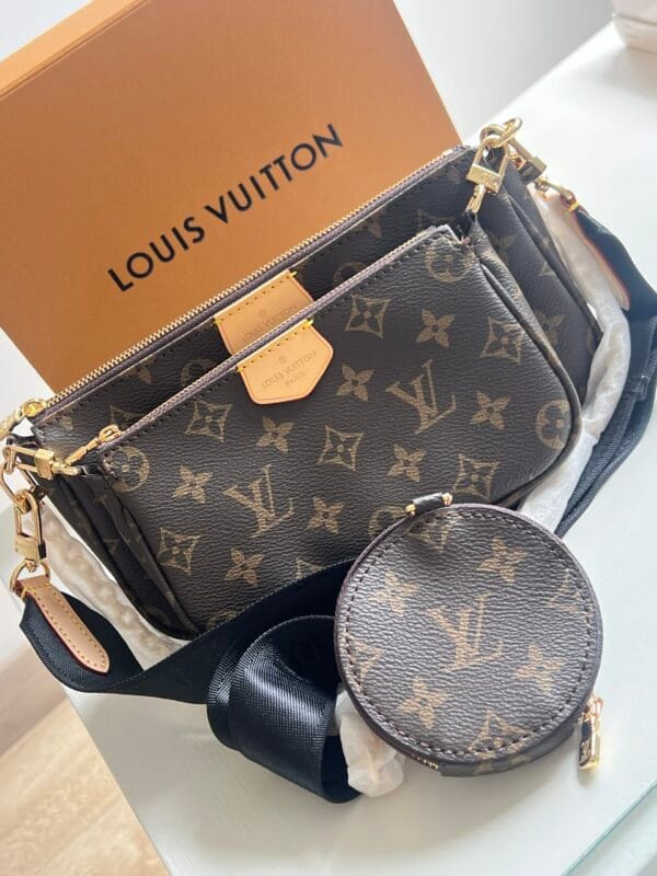 MULTI POCHETTE DE LUJO LV