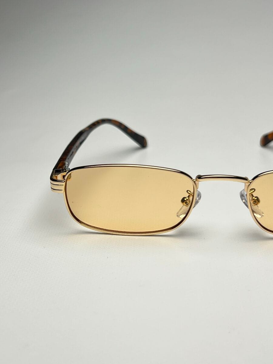 PRADA - Image 4