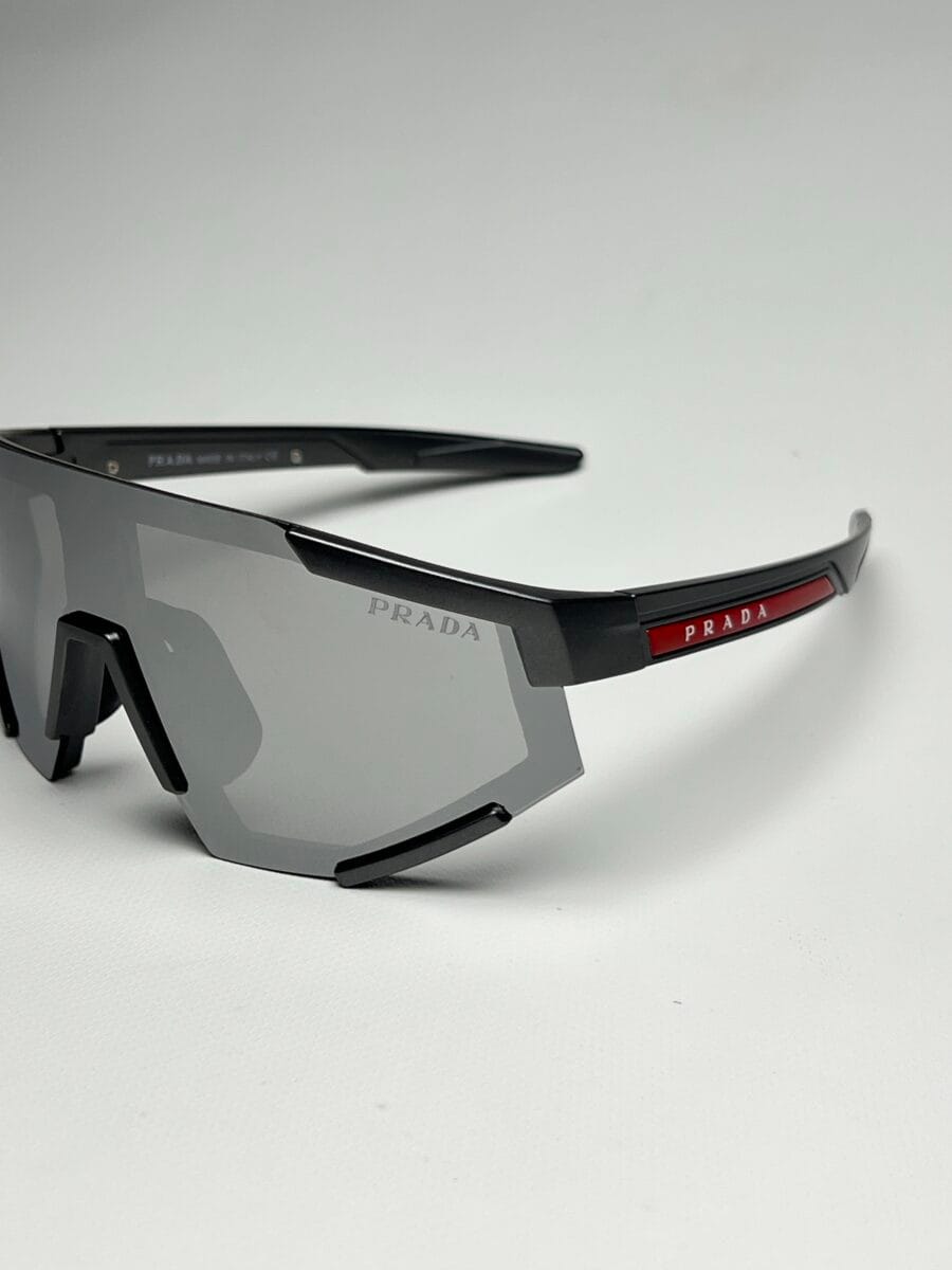 PRADA - Image 2