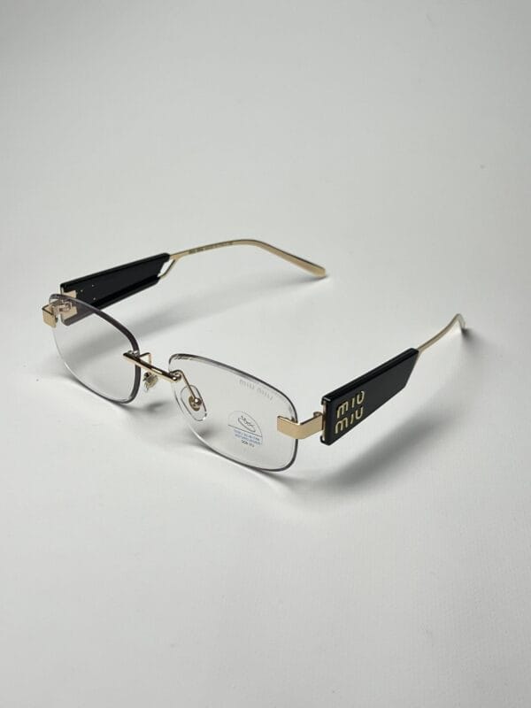 MIUMIU LENTE TRANSICION