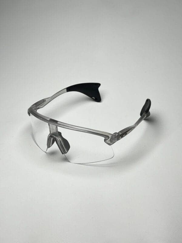 OAKLEY AAA