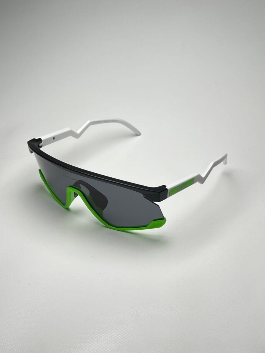 OAKLEY AAA