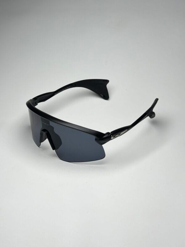 OAKLEY AAA