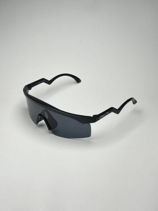 OAKLEY AAA