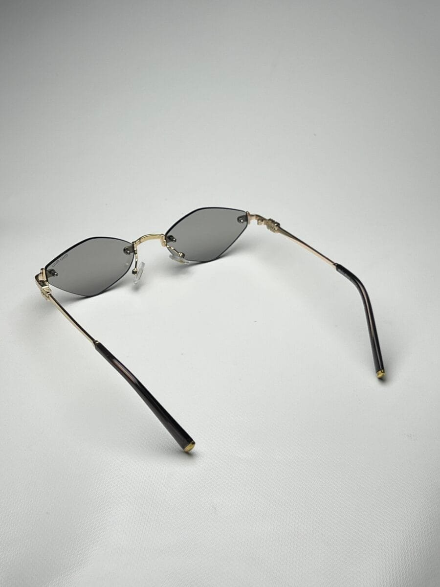 Miu-Miu Triangular Gris Blue Light - Image 7