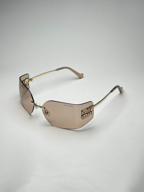 Miu-Miu Visor Dorado