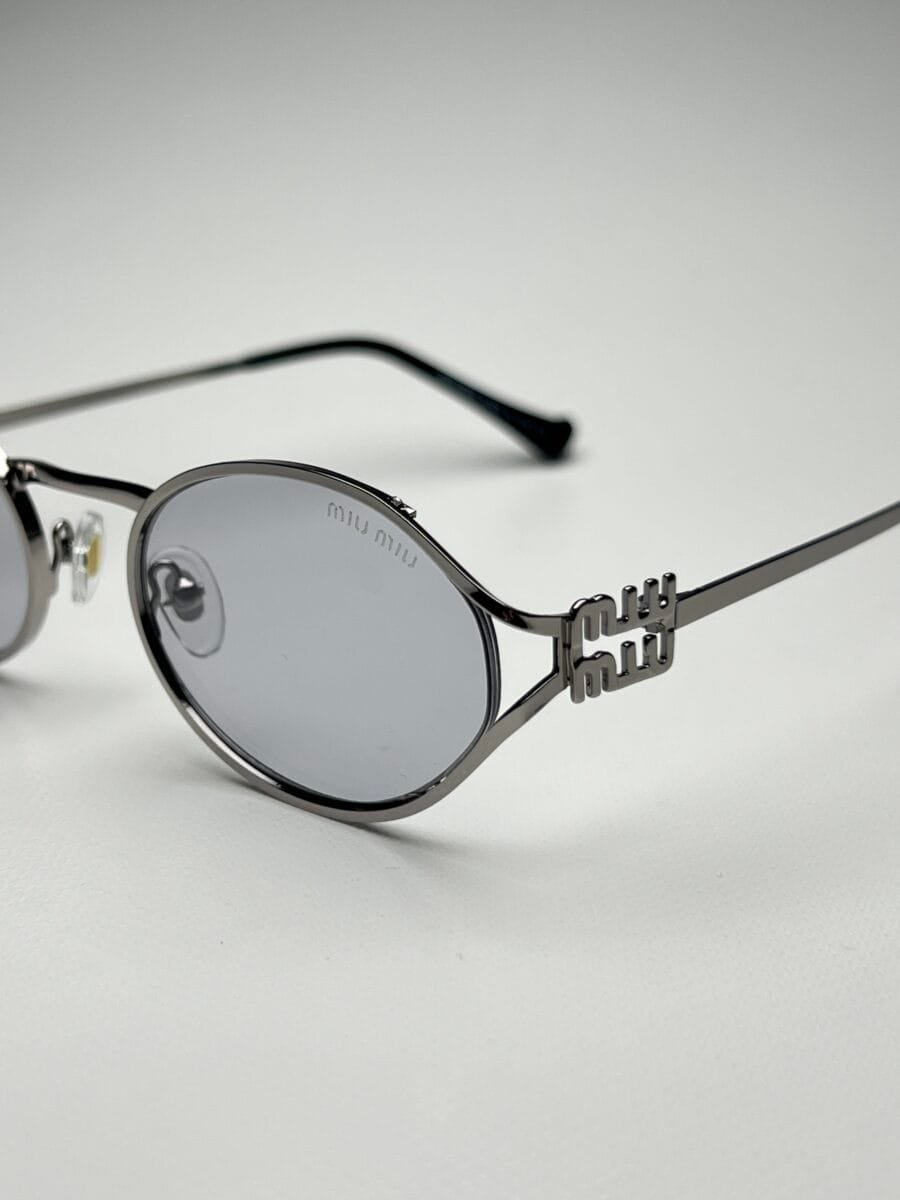 Miu-Miu Ovalada Gris Transparente - Image 2