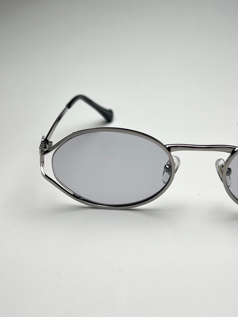 Miu-Miu Ovalada Gris Transparente - Image 3