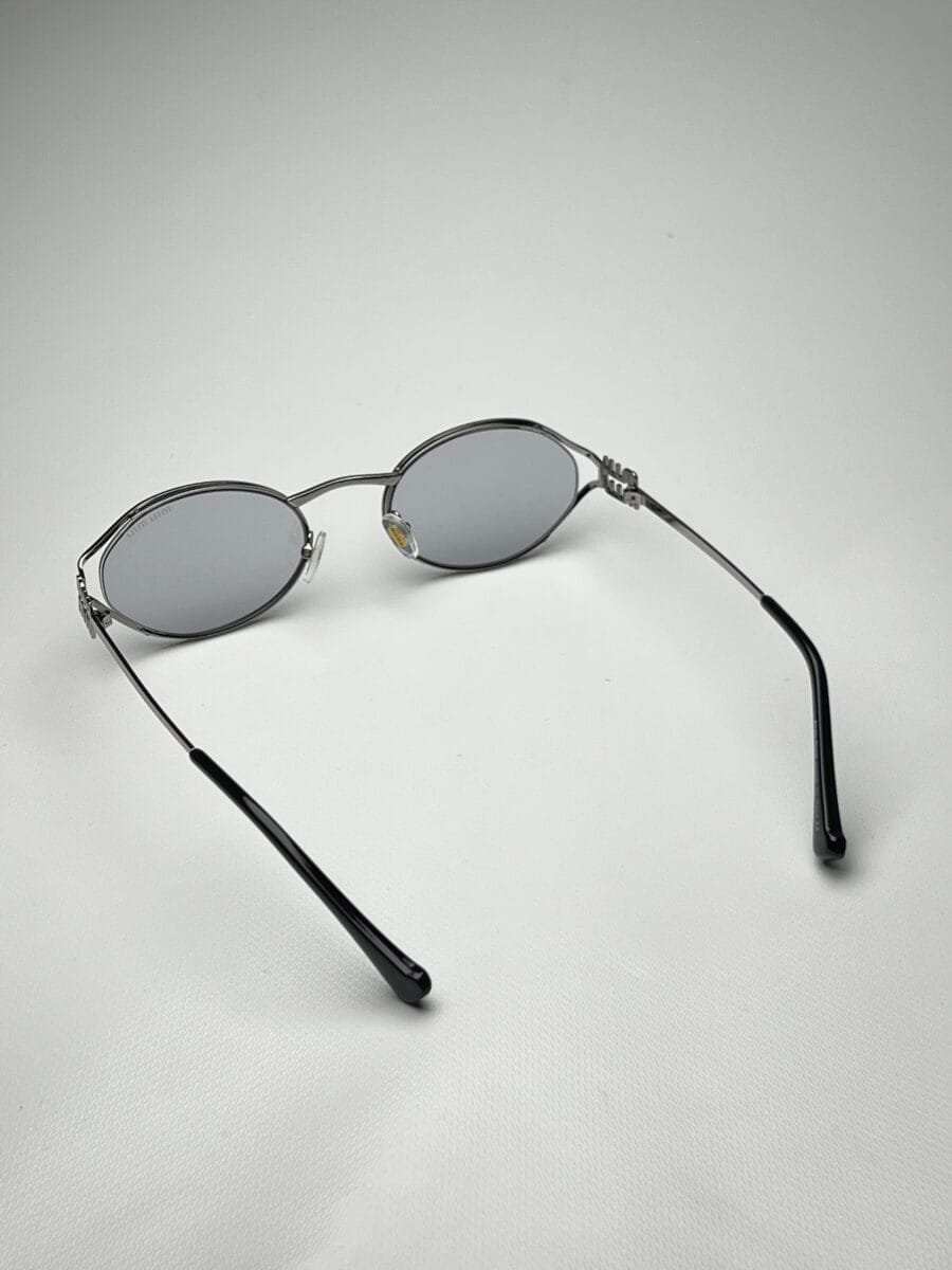 Miu-Miu Ovalada Gris Transparente - Image 8