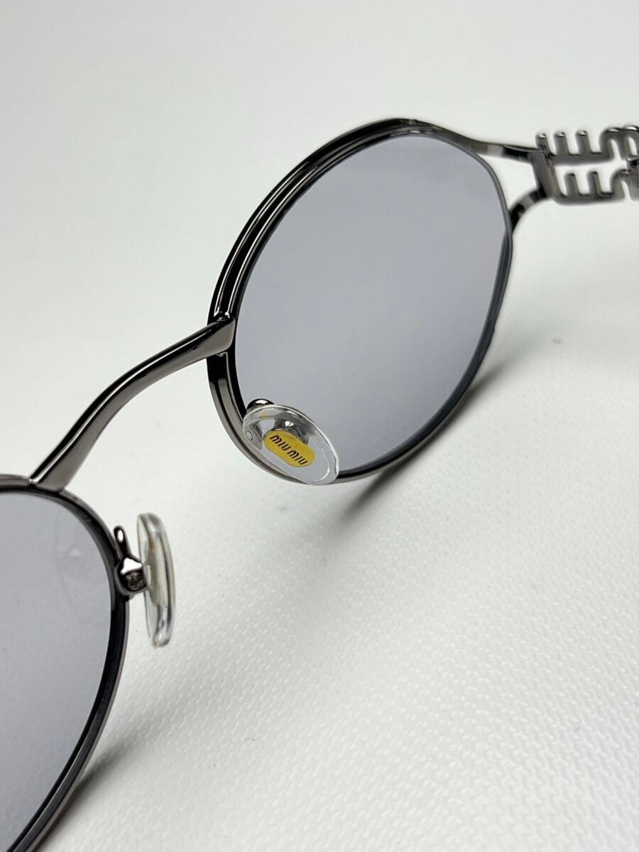 Miu-Miu Ovalada Gris Transparente - Image 7