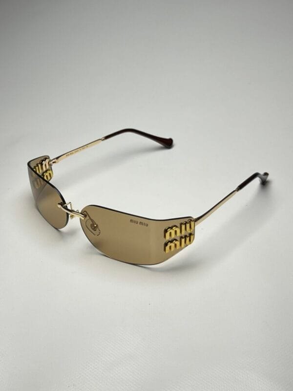 Miu-Miu Visor Cristal Dorado