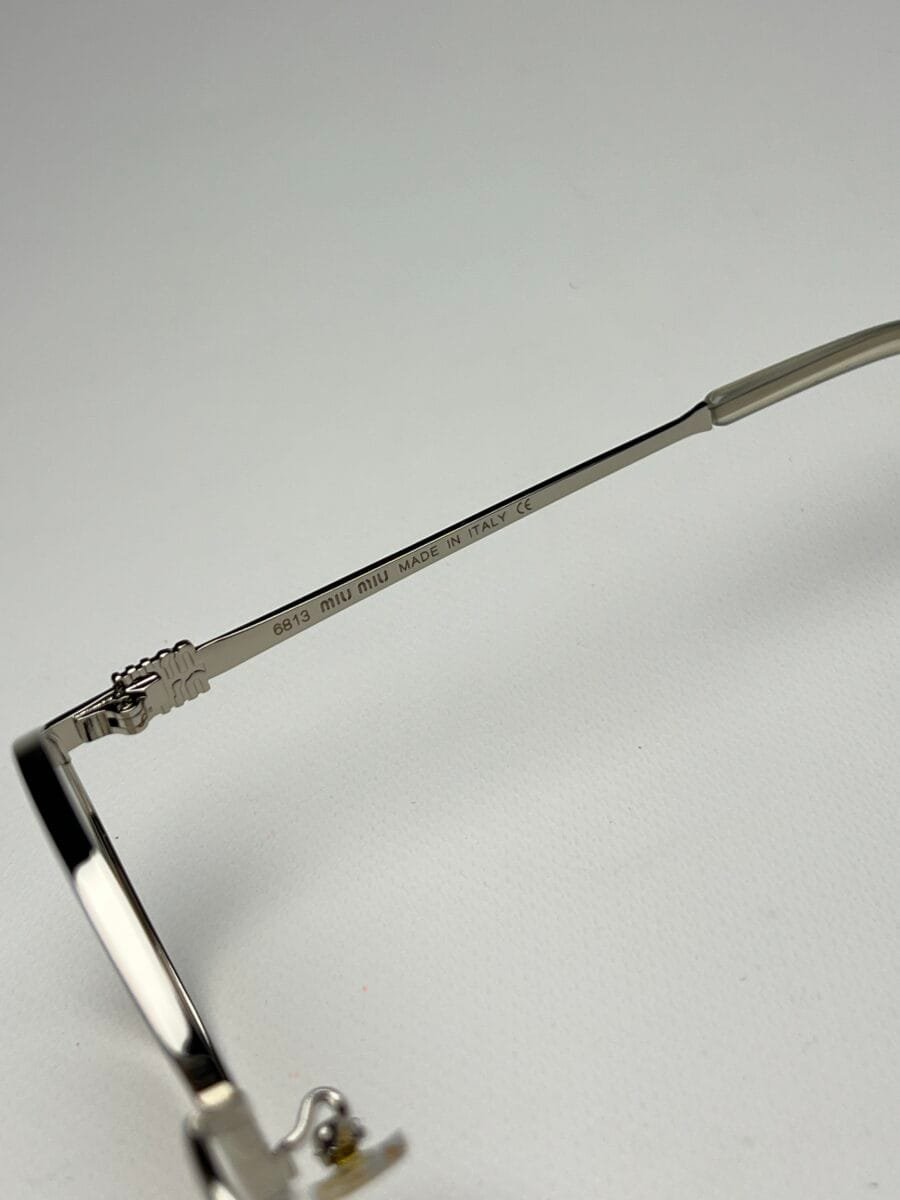 Miu-Miu Ovalada Gris - Image 4