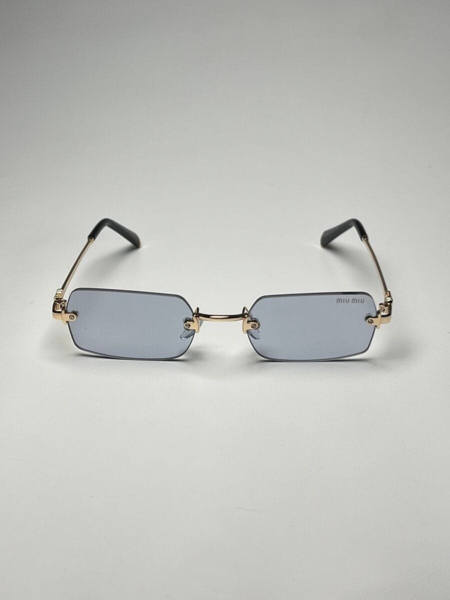 Miu-Miu Rectangular Gris Claro - Image 3