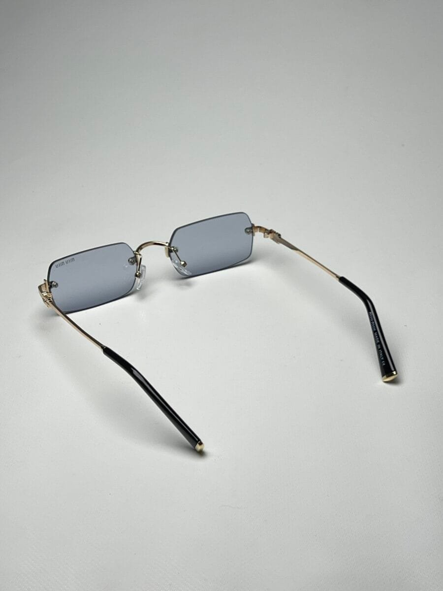 Miu-Miu Rectangular Gris Claro - Image 4