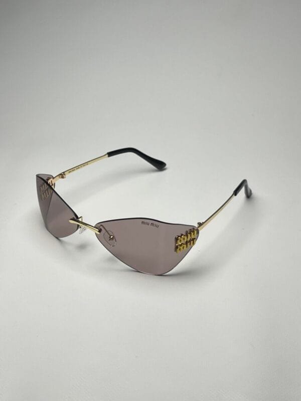 Miu-Miu Triangular Lila Gris