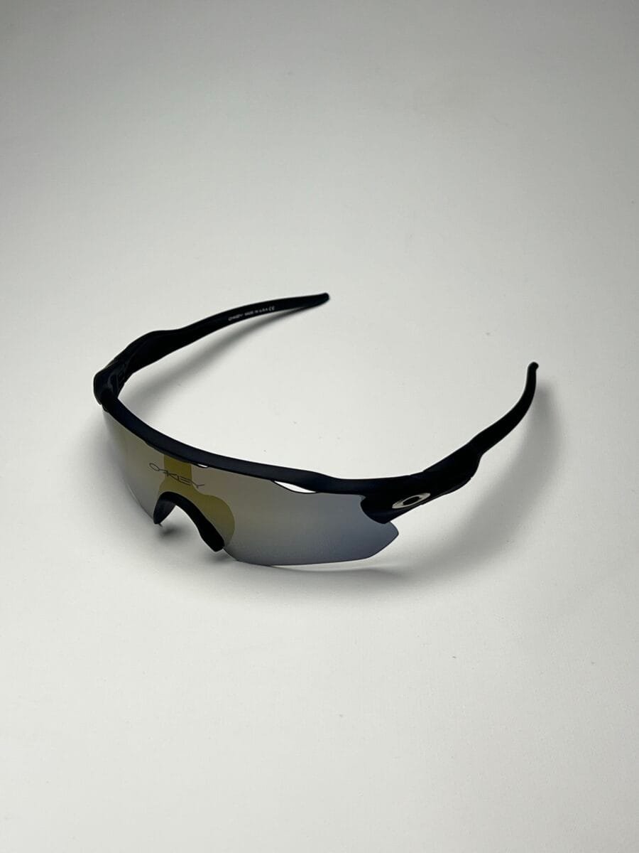 OAKLEY AAA